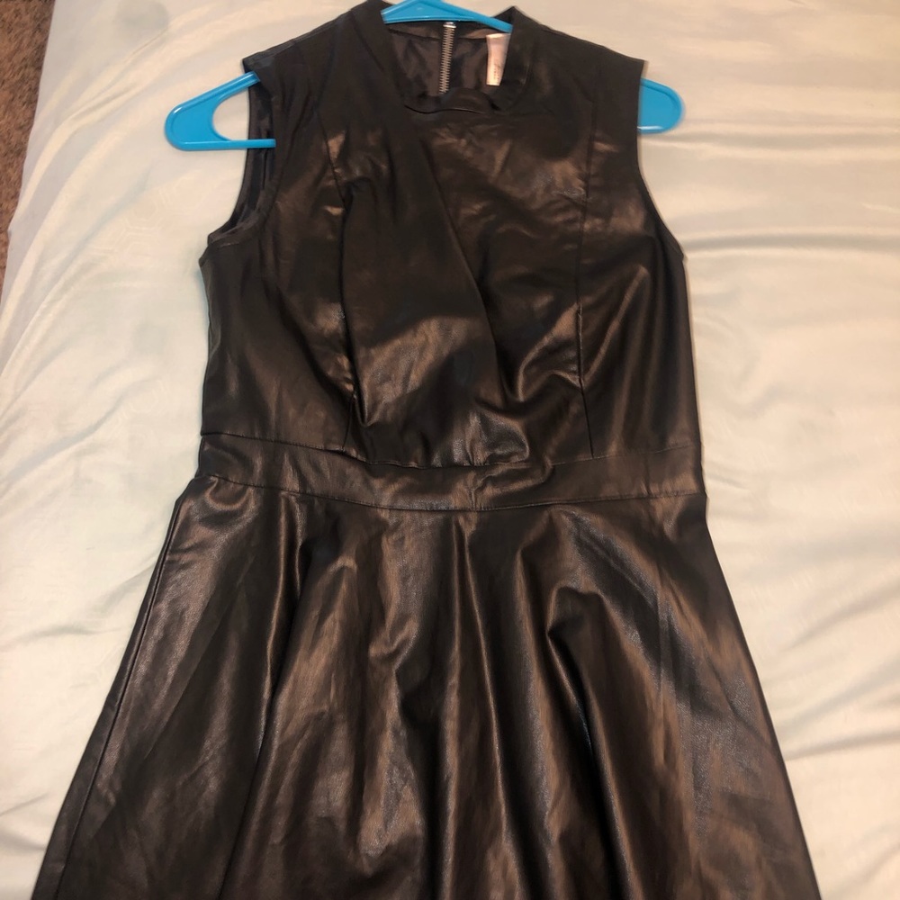 Adorable black pleather dress/zip back